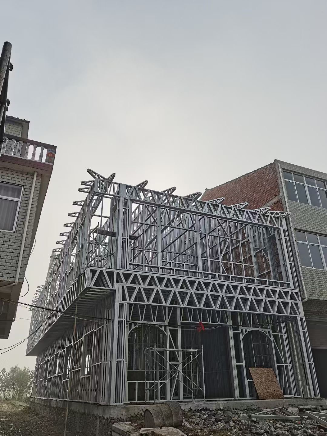 滬塔螺絲河南施工現場